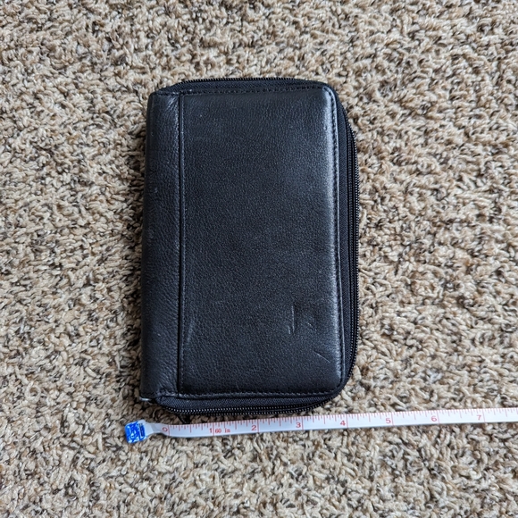 Wilsons Leather Wallet - Picture 8 of 8